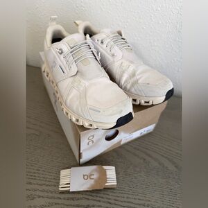 On Cloud 6 waterproof womens 8